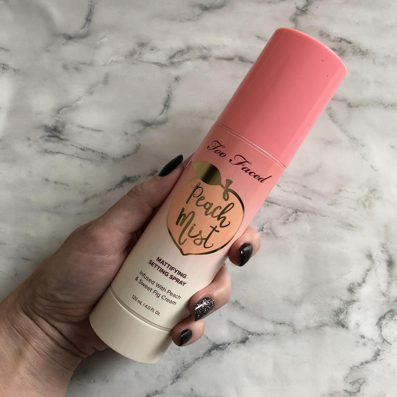 Peach Mist Mattifying Setting Spray